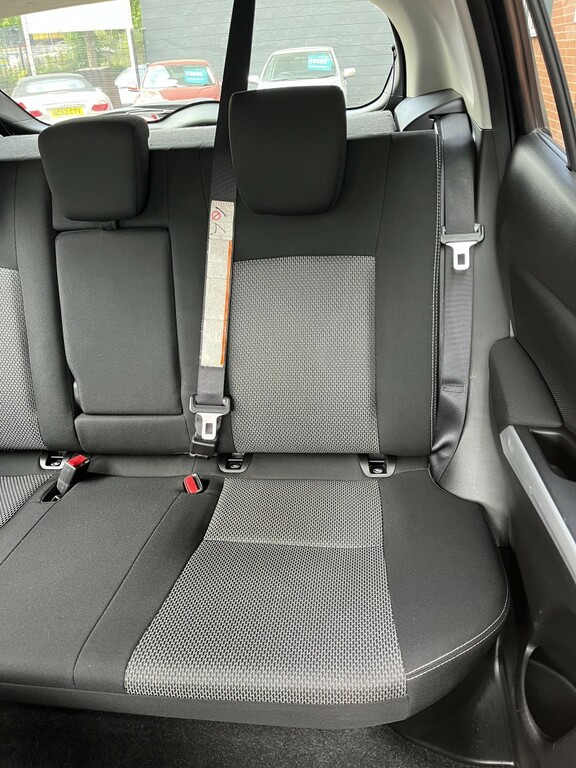 Suzuki SX4 S Cross Hatchback Silver #24