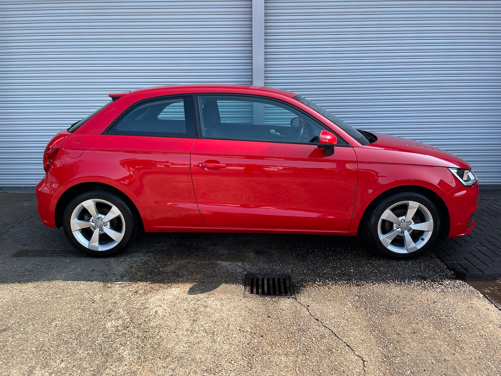 Audi A1 Tfsi Sport AE62AVA Red #2