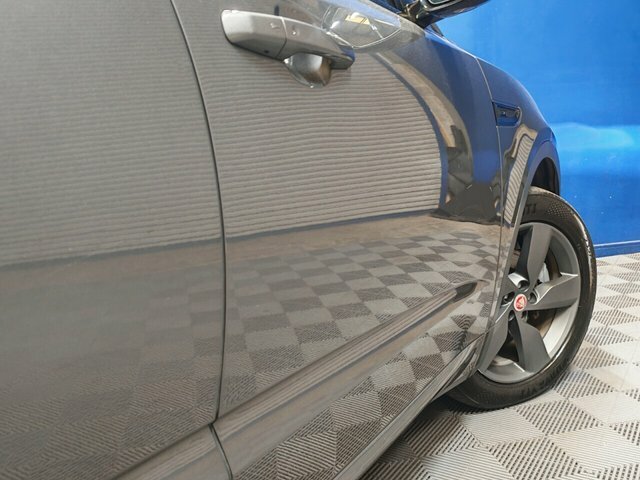Jaguar E-Pace D180 Chequered Flag Suv YP69WXH Grey #6