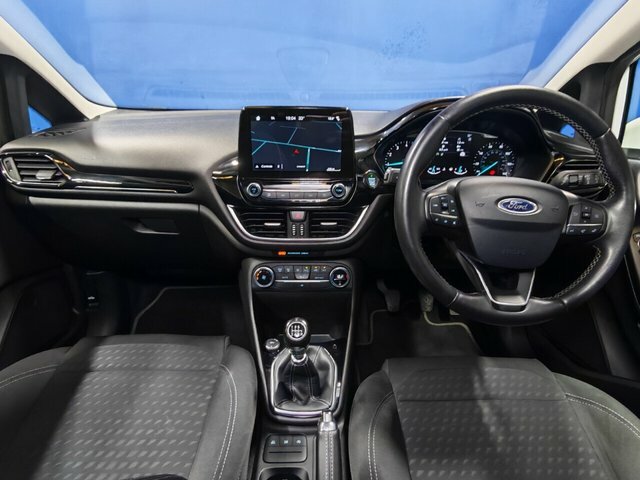 Ford Fiesta Ecoboost Gpf Titanium Hatchback White #4