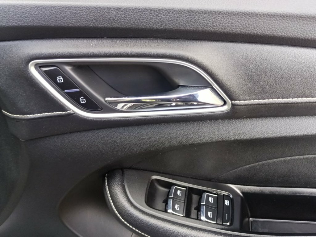 MG MG5 2021 52.5Kwh Excite Estate 156 Black #17