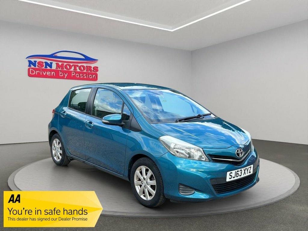 Toyota Yaris 1.0 Vvt-i Tr Hatchback Euro 5 6 Blue