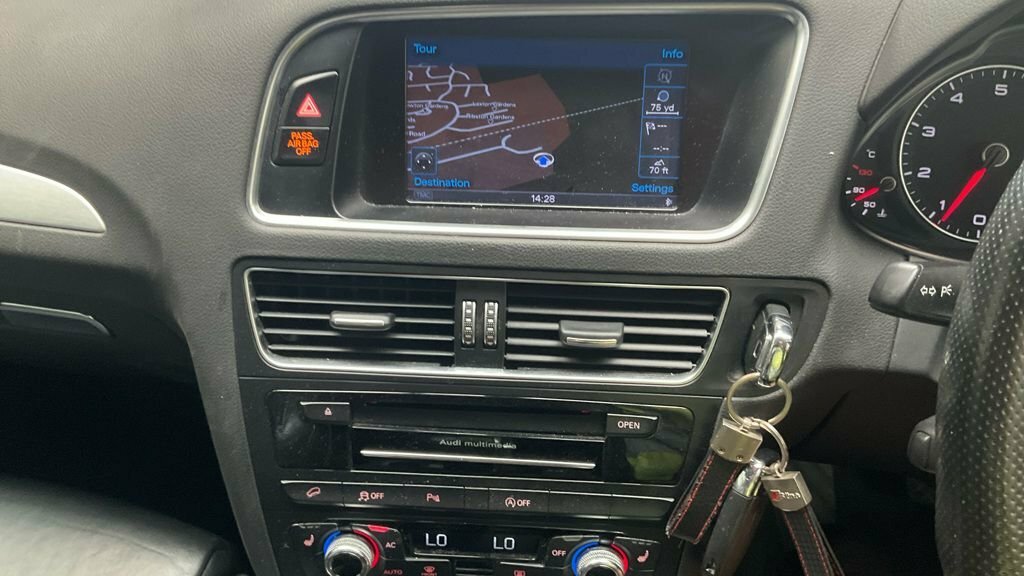 Audi Q5 Suv Black #13