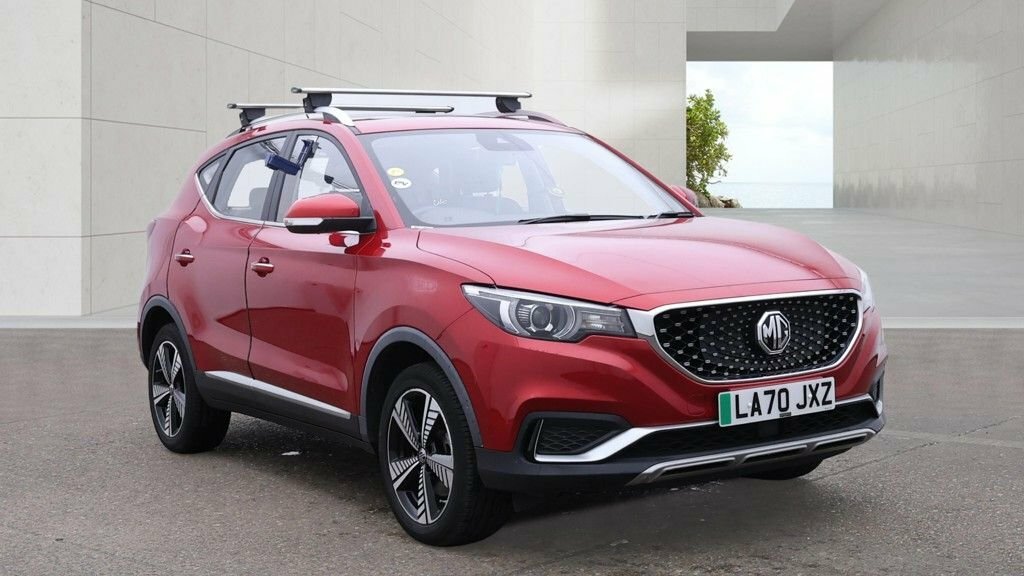 MG ZS 44.5Kwh Exclusive Suv 143 Ps Red