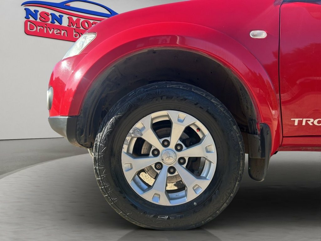 Mitsubishi L200 #25