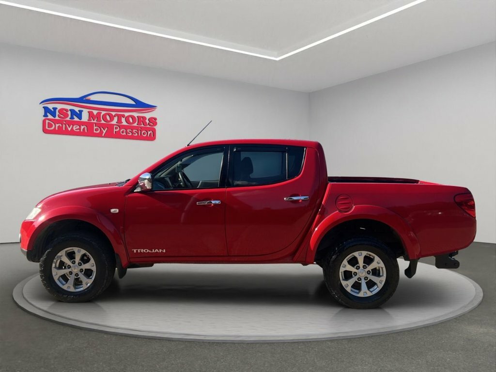 Mitsubishi L200 2.5 Di-d Trojan Pickup Double Cab Manua Red #3