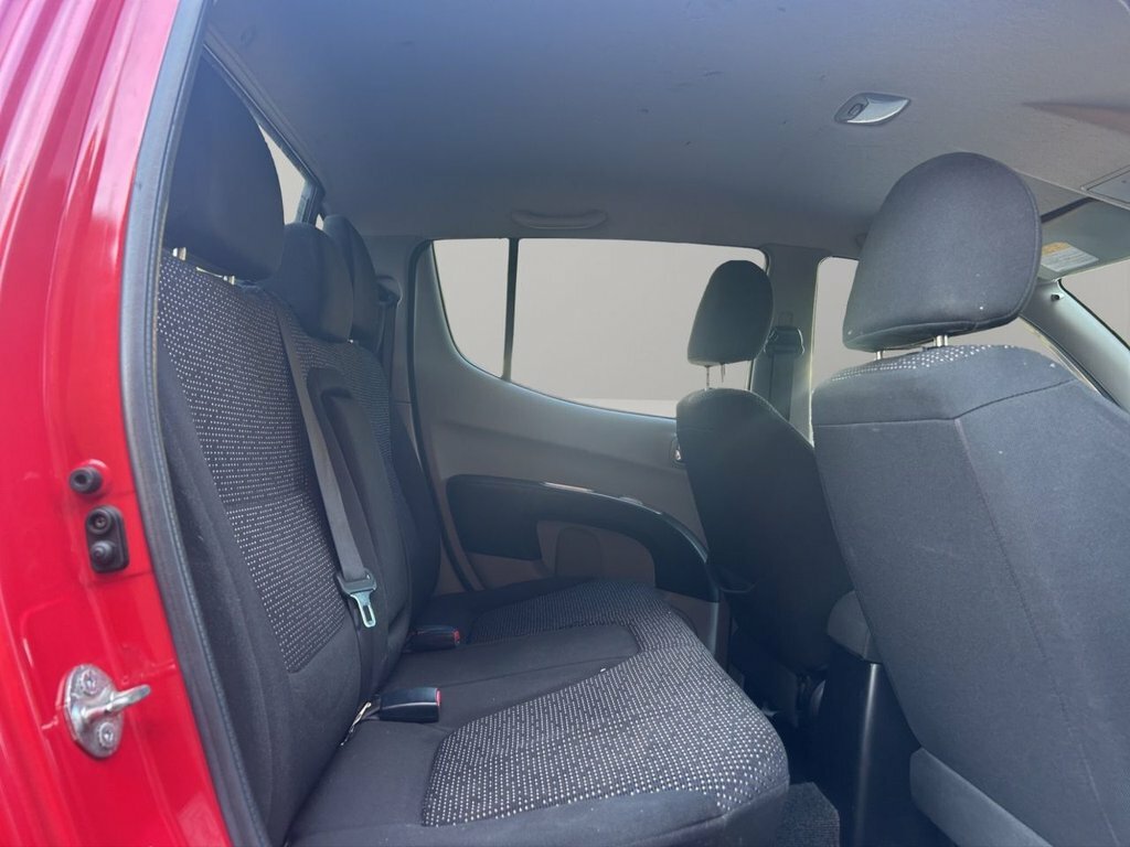 Mitsubishi L200 #23