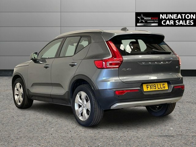 Volvo XC40 1.5 T3 Momentum Suv Euro 6 Ss FX19LLG Grey #5