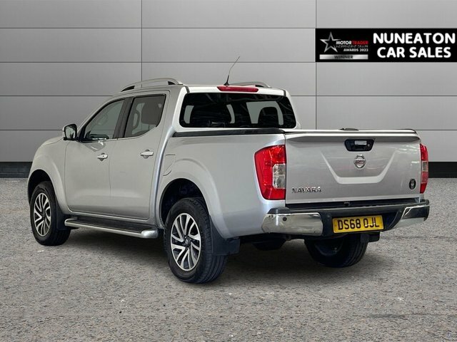Nissan Navara 2.3 Dci Tekna Pickup Double Cab Silver #5