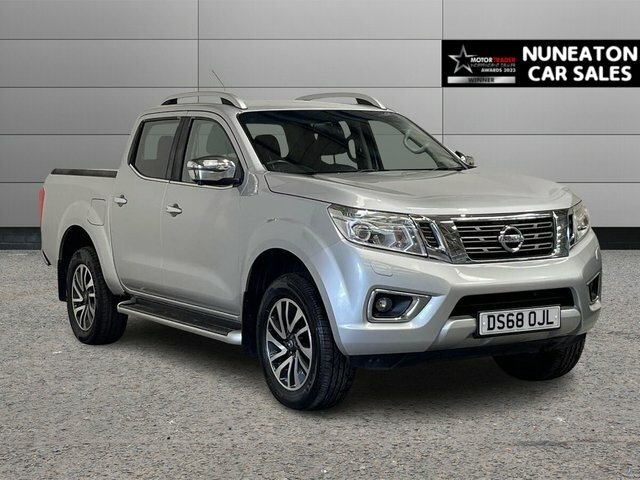 Nissan Navara 2.3 Dci Tekna Pickup Double Cab Silver