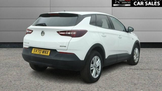Vauxhall Grandland X 1.2 Turbo Gpf Se Suv Euro 6 Ss SV70WNX White #3
