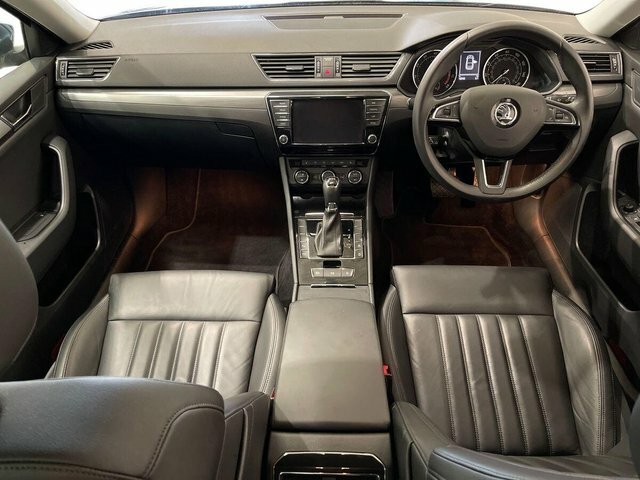 Skoda Superb 2017 2.0 Tdi Scr 190Ps Sportline Dsg Estate Silver #10