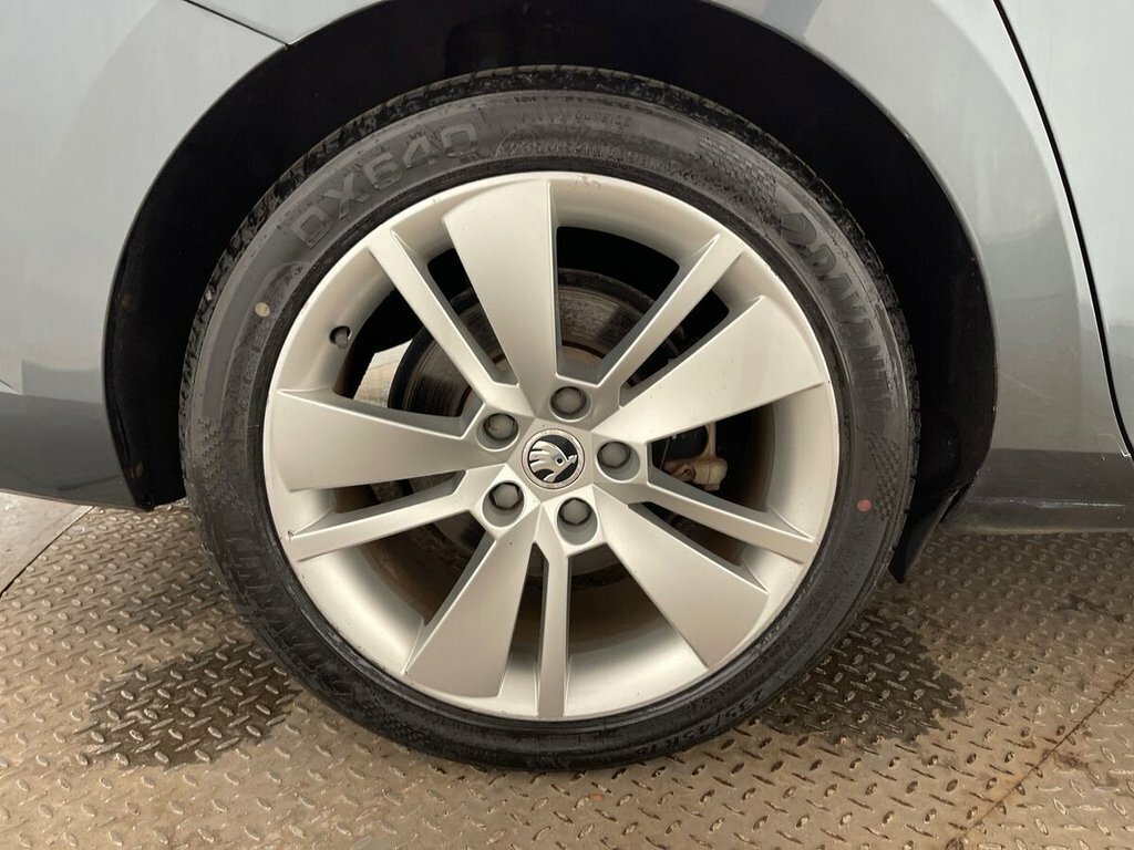 Skoda Superb 2017 2.0 Tdi Scr 190Ps Sportline Dsg Estate Silver #52