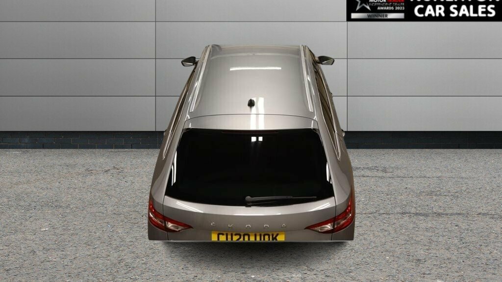 Skoda Superb 1.4 Tsi Iv 13Kwh Se L Estate Plug-in Hy Blue #17