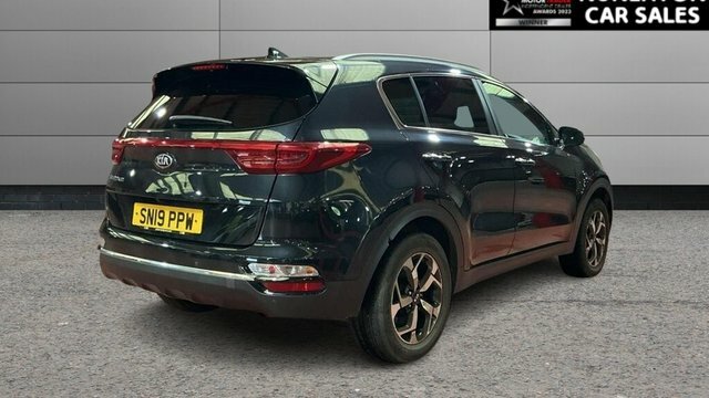 Kia Sportage 1.6 Gdi 2 Suv Euro 6 Ss 130 Black #3