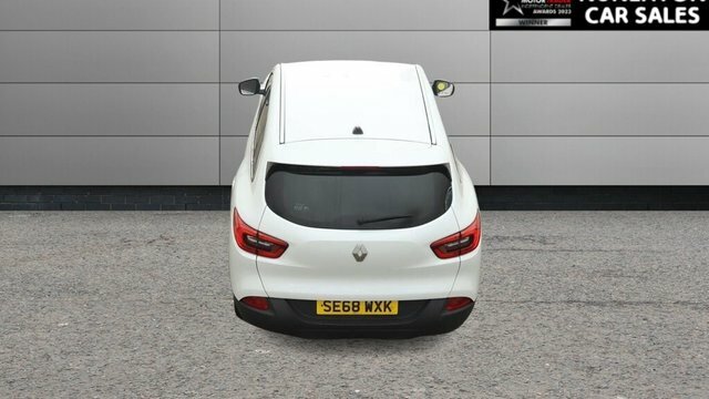 Renault Kadjar 1.3 Tce Dynamique S Nav Suv Euro White #4