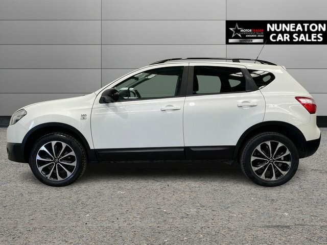 Nissan Qashqai 1.6 360 Suv 2Wd Euro 5 117 Ps White #6