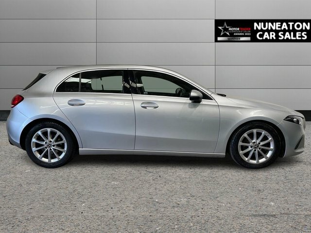 Mercedes-Benz A Class 1.5 A180d Sport Hatchback 7G-dct Euro 6 Silver #2