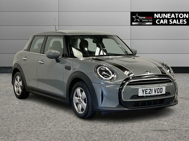 Mini Hatch 1.5 Cooper Classic Hatchback Steptronic Grey