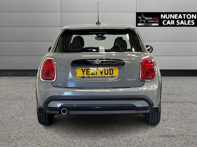 Mini Hatch 1.5 Cooper Classic Hatchback Steptronic YE21VOD Grey #4