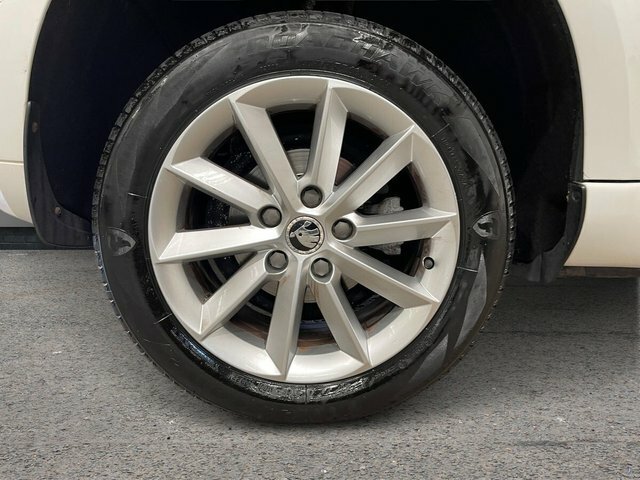 Skoda Yeti Hatchback Blue #11