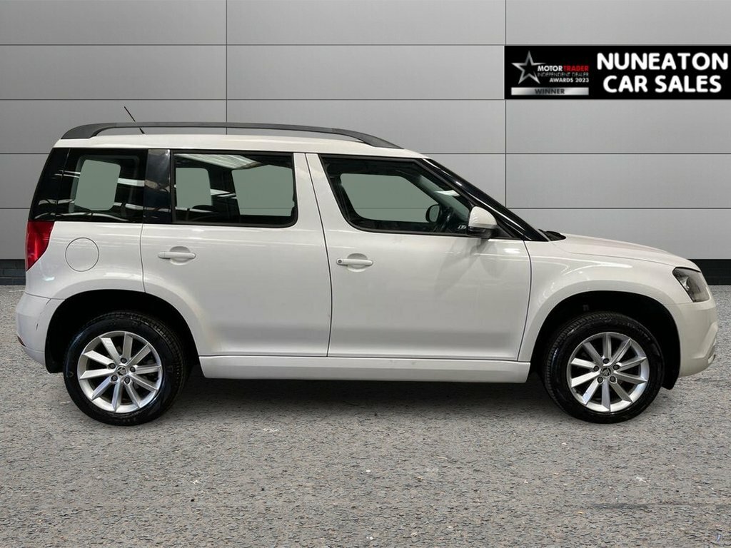 Skoda Yeti Hatchback Blue #24