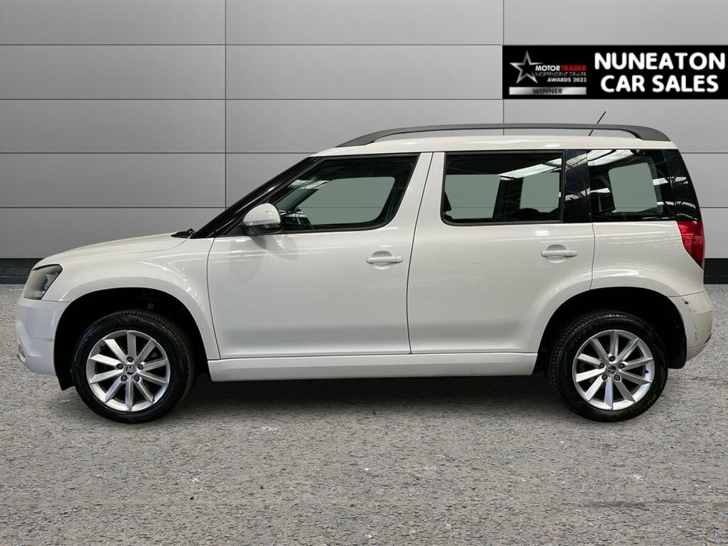 Skoda Yeti Hatchback Blue #28