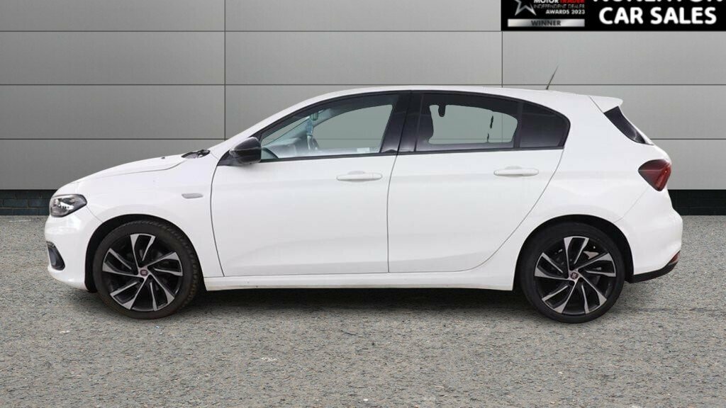 Fiat Tipo 1.6 Multijet Lounge Black #19