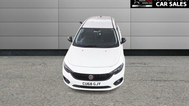 Fiat Tipo 1.6 Multijet Lounge Black #8