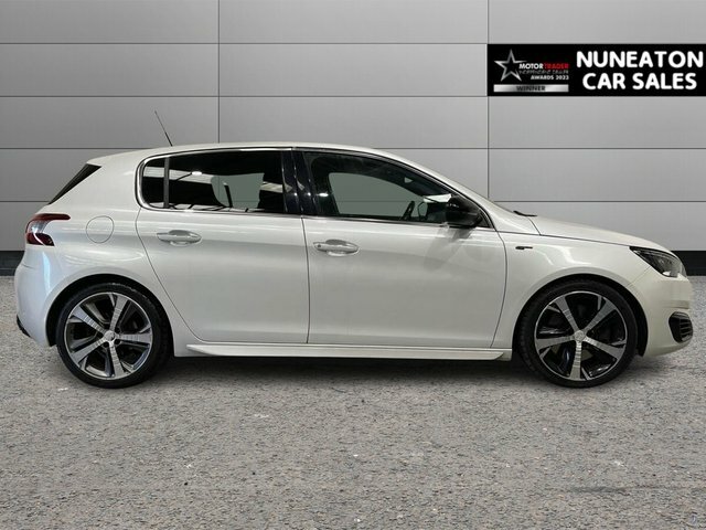 Peugeot 308 2.0 Bluehdi Gt Hatchback Euro 6 S White #2