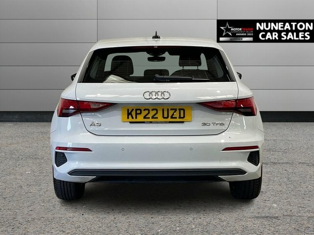 Audi A3 1.0 Tfsi 30 Technik Sportback Eu White #4