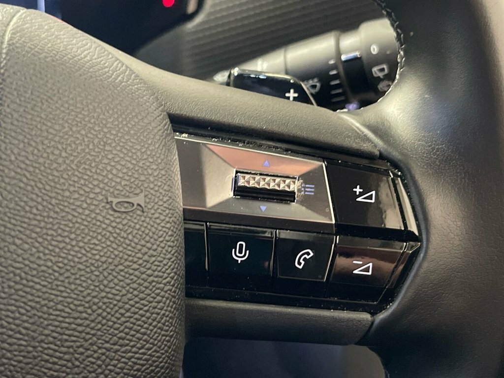DS DS 4 1.6 E-tense 12.4Kwh Cross Trocadero Hatchback  #48