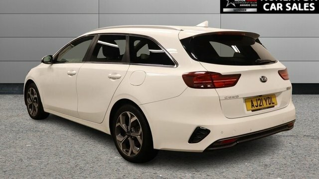 Kia Ceed 1.6 Crdi Mhev 3 Sportswagon Hybrid Dct White #5
