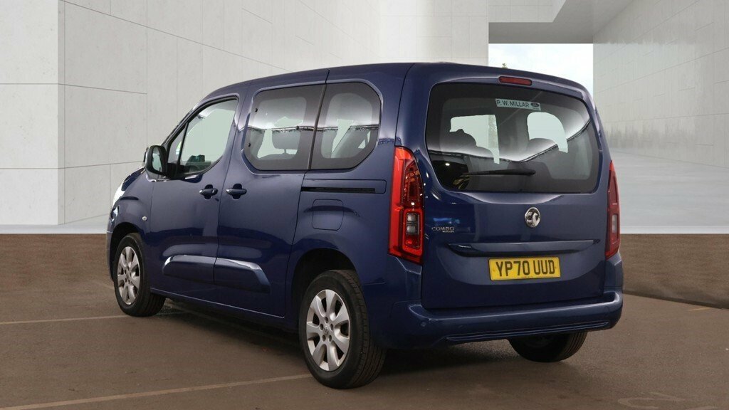 Vauxhall Combo Life Life Energy 1.2 Startstop 130Ps - Wit Blue #21