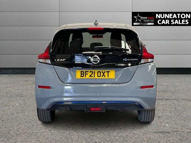 Nissan Leaf 62Kwh E Tekna Hatchback 217 Ps Grey #4