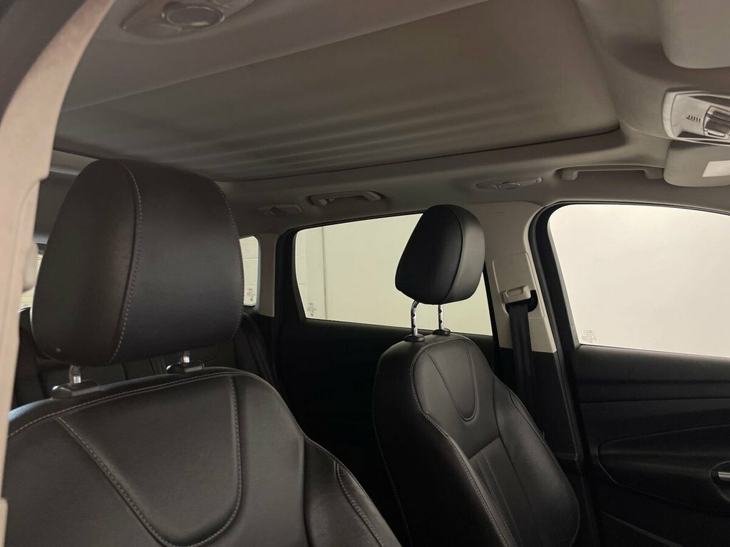 Ford Kuga Titanium Tdci 2.0 180Ps Awd White #42