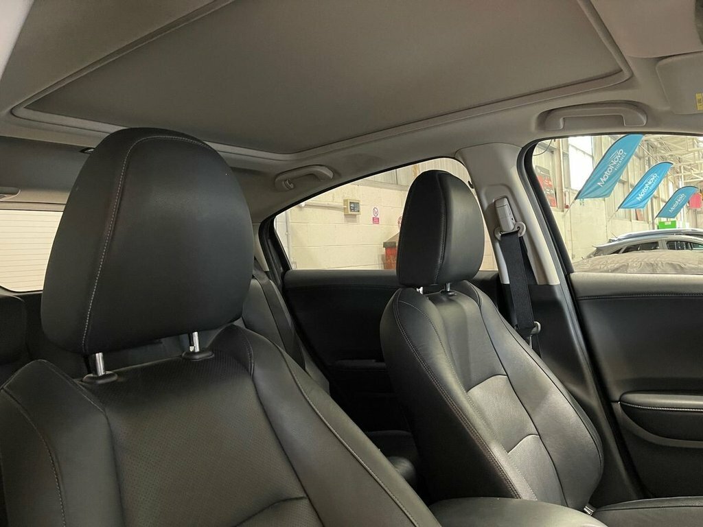 Honda Hr-V Hatchback I-vtec Ex Red #39