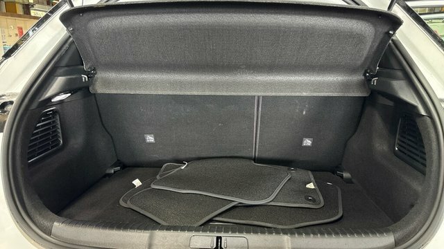 Vauxhall Mokka Elite Nav Premium Red #9