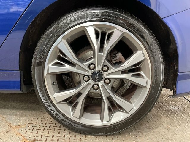 Ford Focus 1.0T Ecoboost Titanium Euro 6 Ss Black #24
