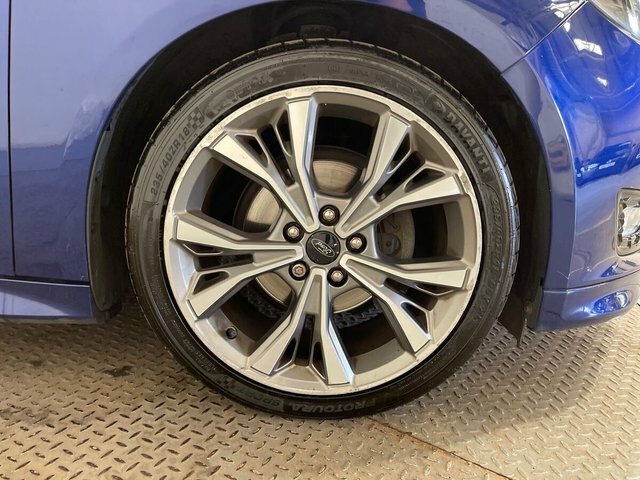 Ford Focus 1.0T Ecoboost Titanium Euro 6 Ss Black #23