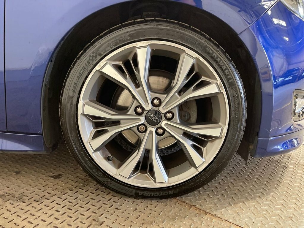 Ford Focus 1.0T Ecoboost Titanium Euro 6 Ss Black #48