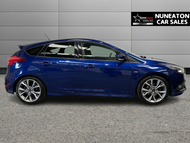 Ford Focus 1.0T Ecoboost St-line Hatchback Blue #2