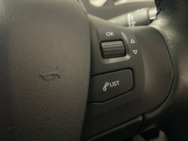 Peugeot 208 1.5 Bluehdi 100 Bhp Tech Edition  #19