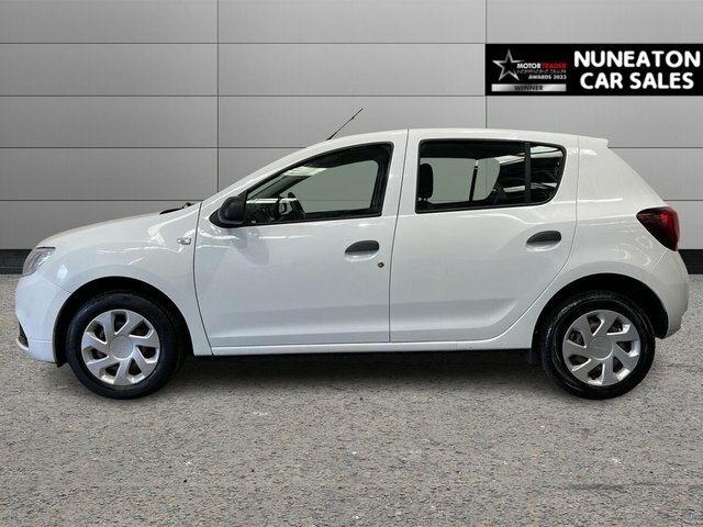 Dacia Sandero 1.0 Sce Essential Hatchback Euro White #6