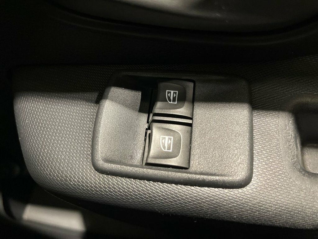 Dacia Sandero Sandero Ambiance Sce Black #38