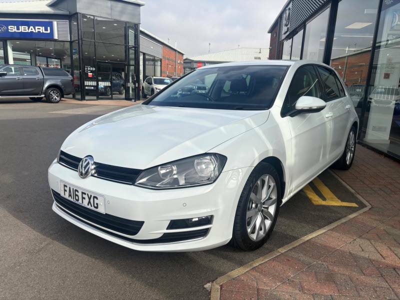 Volkswagen Golf 1.4 Tsi Bluemotion Tech Act Gt Euro 6 Ss White #3