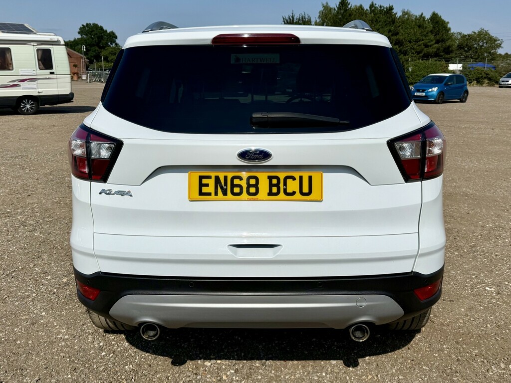 Ford Kuga 1.5 Tdci Ecoblue Titanium Edition 2019 EN68BCU White #6