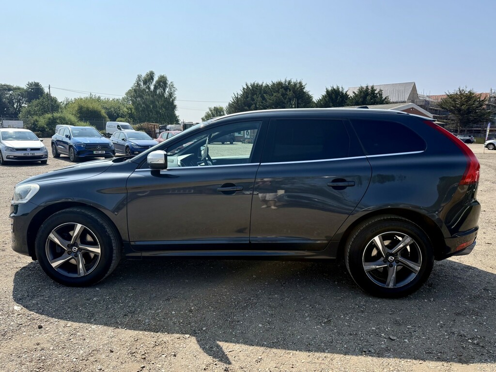 Volvo XC60 Blue #4