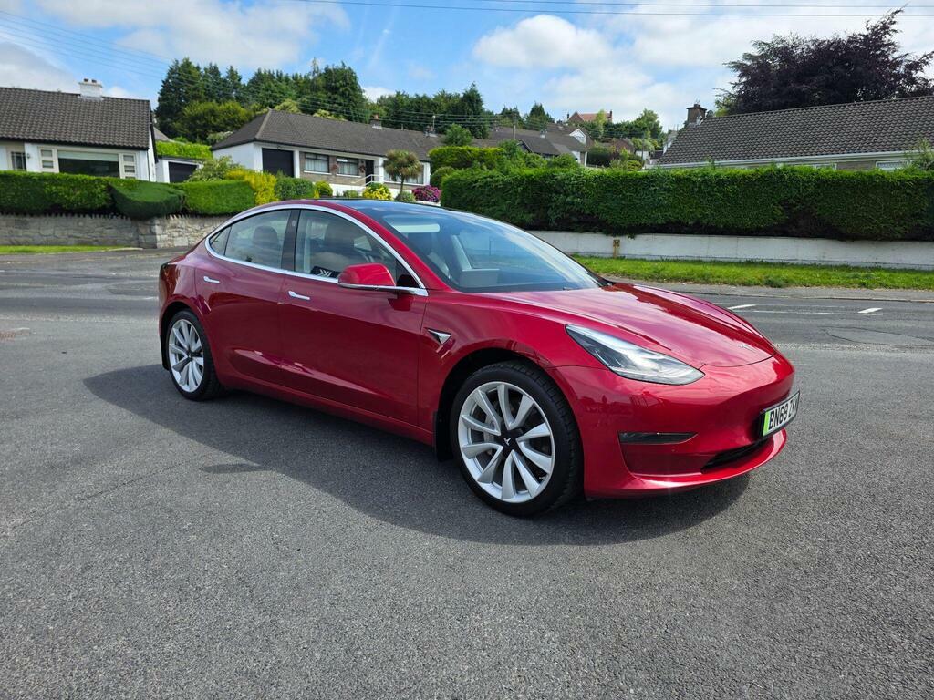Tesla Model 3 Standard Range Plus Rwd Red