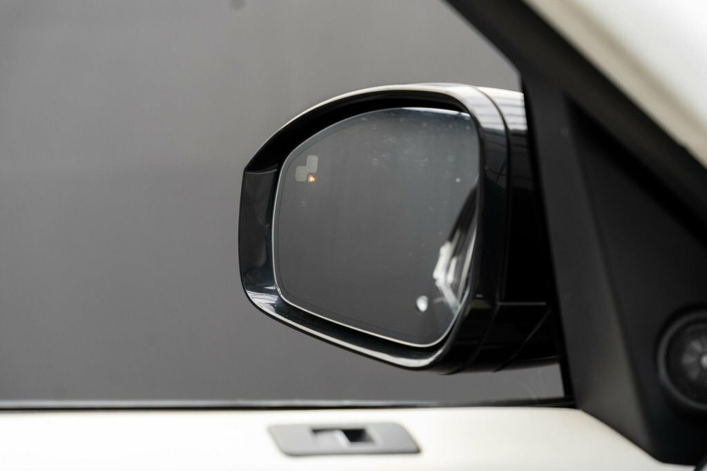 Land Rover Discovery Black #16